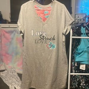 Avenue Body 1 X  nightgown shirt